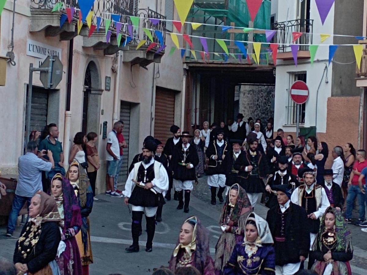 Casa Del Corso Hotel Dorgali Luaran gambar